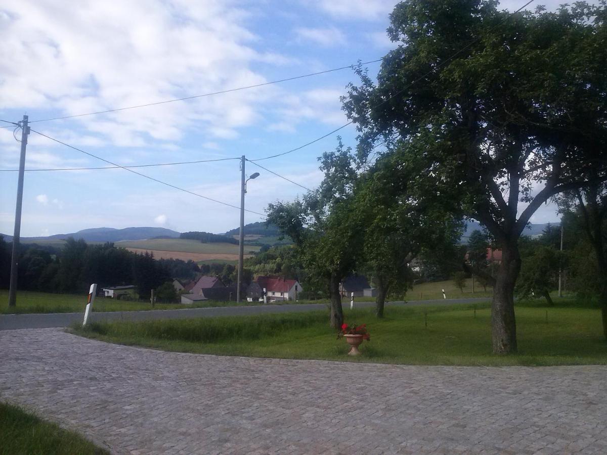 Appartement -Am Fuss Zum Zittauer Gebirge- à Hainewalde Extérieur photo
